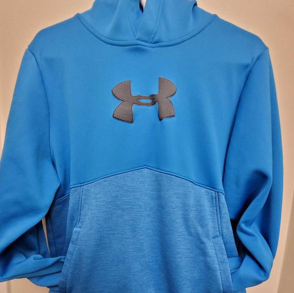 Under Armour Medium Pullover Kangaroo Hoodie